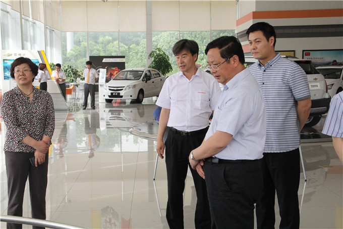 王正喜到聯(lián)系點開展調研活動