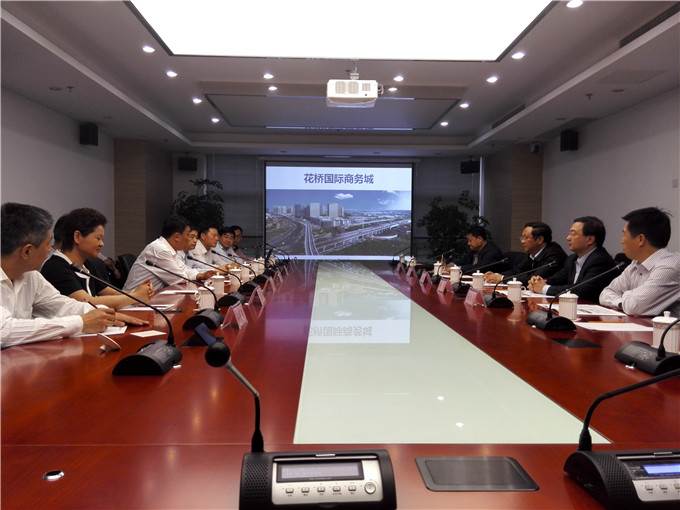 王正喜、周勇與昆山市委書記管愛國(guó)舉行工作會(huì)談