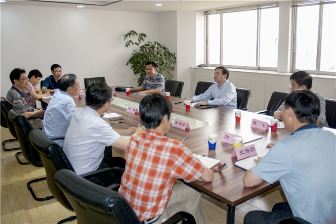 周勇總裁赴紡原公司開展“三嚴三實”專題調(diào)研