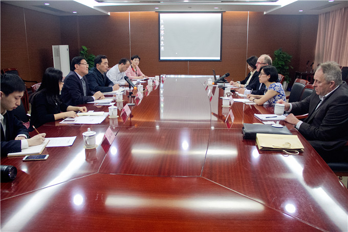 王正喜董事長(zhǎng)會(huì)見澳大利亞皇家澳洲頤養(yǎng)服務(wù)公司客人
